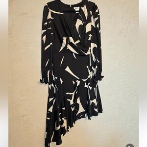 Dkny Elegant Black and White Asymmetrical Dress